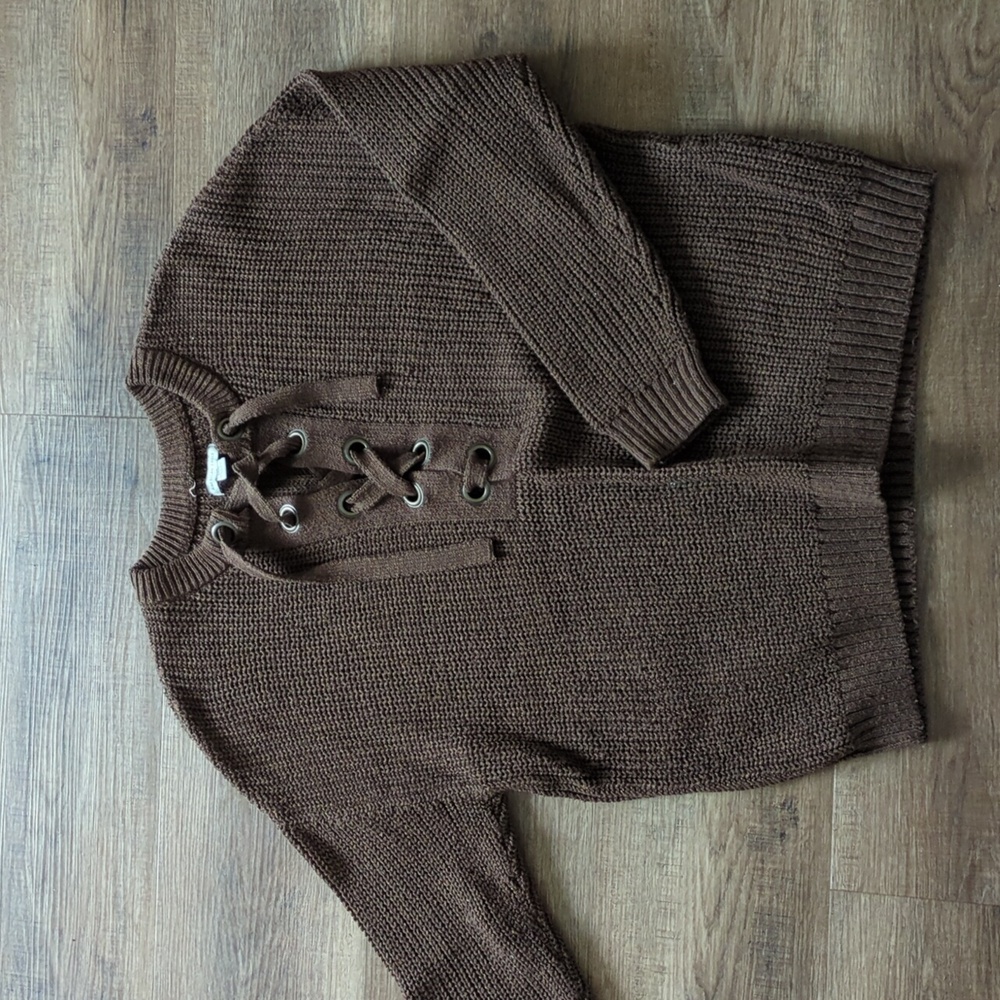 AMERICAN EAGLE Lace Up Sweater